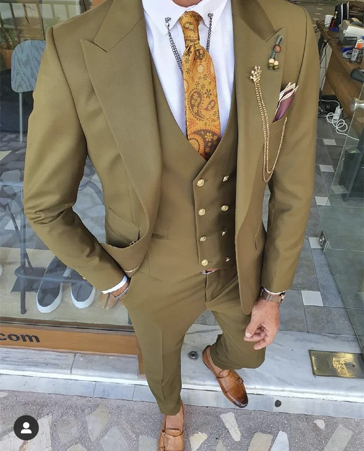 2024 New Solid Wide Peak Lapel Men Suits Costume Homme Business Grooms Wedding Tuxedos Terno Masculino Slim Fit Prom Blazer
2024 New Solid Wide Peak Lapel Men Suits Costume Homme Business Grooms Wedding Tuxedos Terno Masculino Slim Fit Prom Blazer
