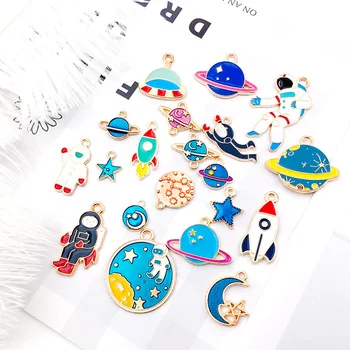 DIY Alloy Accessory Oil Drop Star Moon Pendant Pendant Necklace Bracelets Earrings Accessories Pendant
DIY Alloy Accessory Oil Drop Star Moon Pendant Pendant Necklace Bracelets Earrings Accessories Pendant