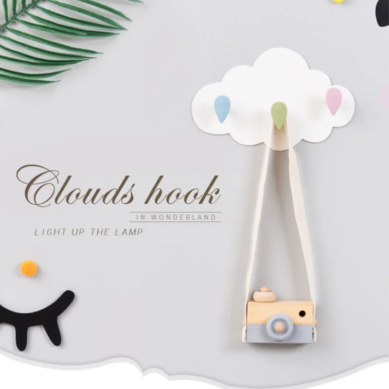 Cloud no trace three-link hook Door behind the bathroom toilet nail-free sticky cloud plastic seamless hook 
Cloud no trace three-link hook Door behind the bathroom toilet nail-free sticky cloud plastic seamless hook