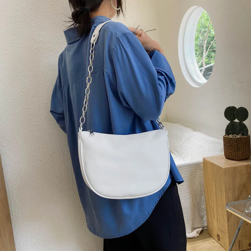 2020 new high-capacity handbags Korean fashion all-match solid color single shoulder bag simple chain saddle bag
2020 new high-capacity handbags Korean fashion all-match solid color single shoulder bag simple chain saddle bag