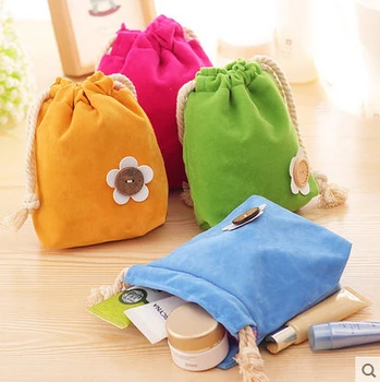 Business gift drawstring bag fructose binding storage wedding supplies gift bag key chain ladies coin purse mobile phone bag 
Business gift drawstring bag fructose binding storage wedding supplies gift bag key chain ladies coin purse mobile phone bag