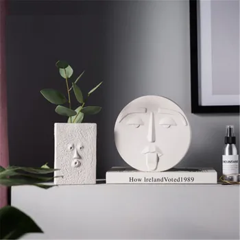 Nordic Style Modern Face Mask Ceramic Home Decoration Flower Vases Head Matte Table Flower Vase Wedding Decoration Prop X2476
Nordic Style Modern Face Mask Ceramic Home Decoration Flower Vases Head Matte Table Flower Vase Wedding Decoration Prop X2476