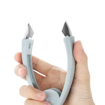 Strawberry Huller Stem Gem Top Stem Remover Fruit and Vegetable Core Remover Pineapple Eye Peeler Kitchen Gadget Remover Tool
Strawberry Huller Stem Gem Top Stem Remover Fruit and Vegetable Core Remover Pineapple Eye Peeler Kitchen Gadget Remover Tool