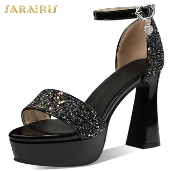 SARAIRIS 2020 New Arrivals Big Size 43 Strange Style Summer Sandals Woman Shoes Buckle Strap Platform Party Bling Pumps Women
SARAIRIS 2020 New Arrivals Big Size 43 Strange Style Summer Sandals Woman Shoes Buckle Strap Platform Party Bling Pumps Women