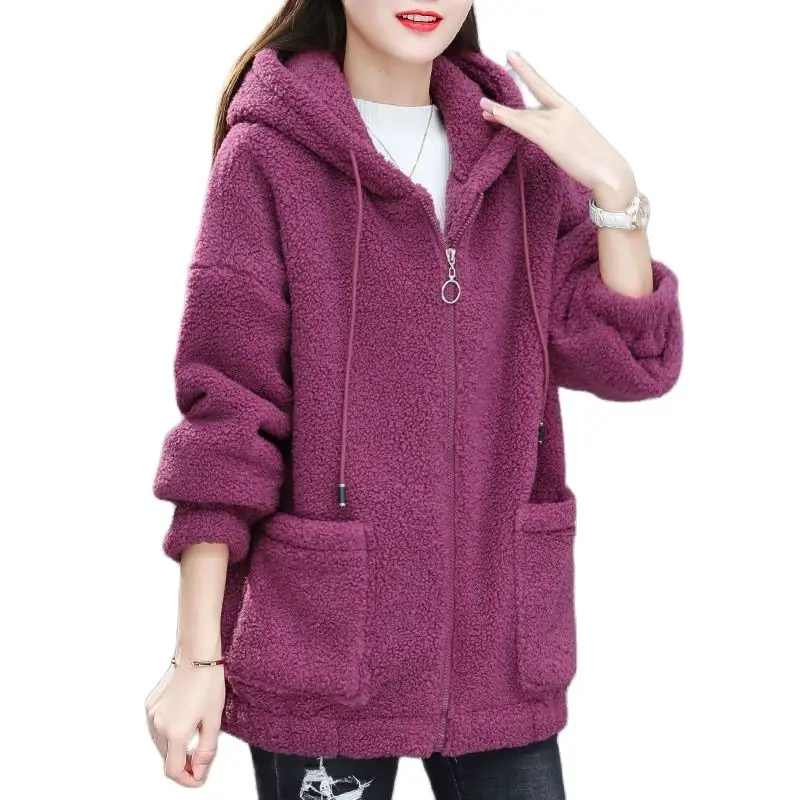 Imitation Lamb Velvet Sweater Women Fleece 2024 New Autumn Winter Loose Korean Version Of The Cardigan Thick Lamb Wool Coat
Imitation Lamb Velvet Sweater Women Fleece 2024 New Autumn Winter Loose Korean Version Of The Cardigan Thick Lamb Wool Coat