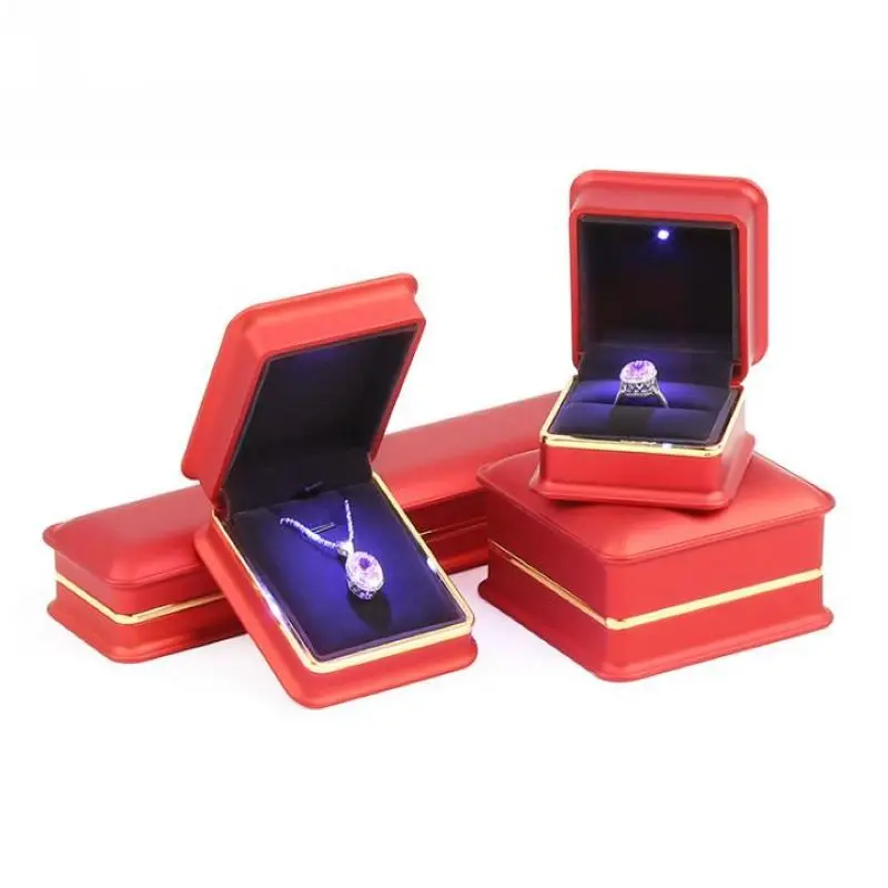 Фото Креативная коробка для обручального кольца лакированная упаковки ювелирных