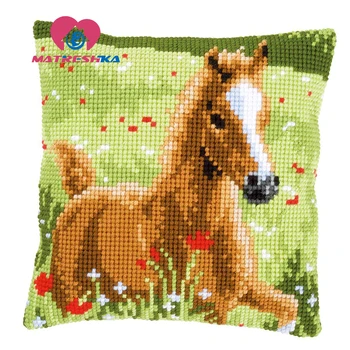 latch hook rug kits cross-stitch pillow horse embroidery carpet hook needlework button package crafts do it yourself home decor 
latch hook rug kits cross-stitch pillow horse embroidery carpet hook needlework button package crafts do it yourself home decor
