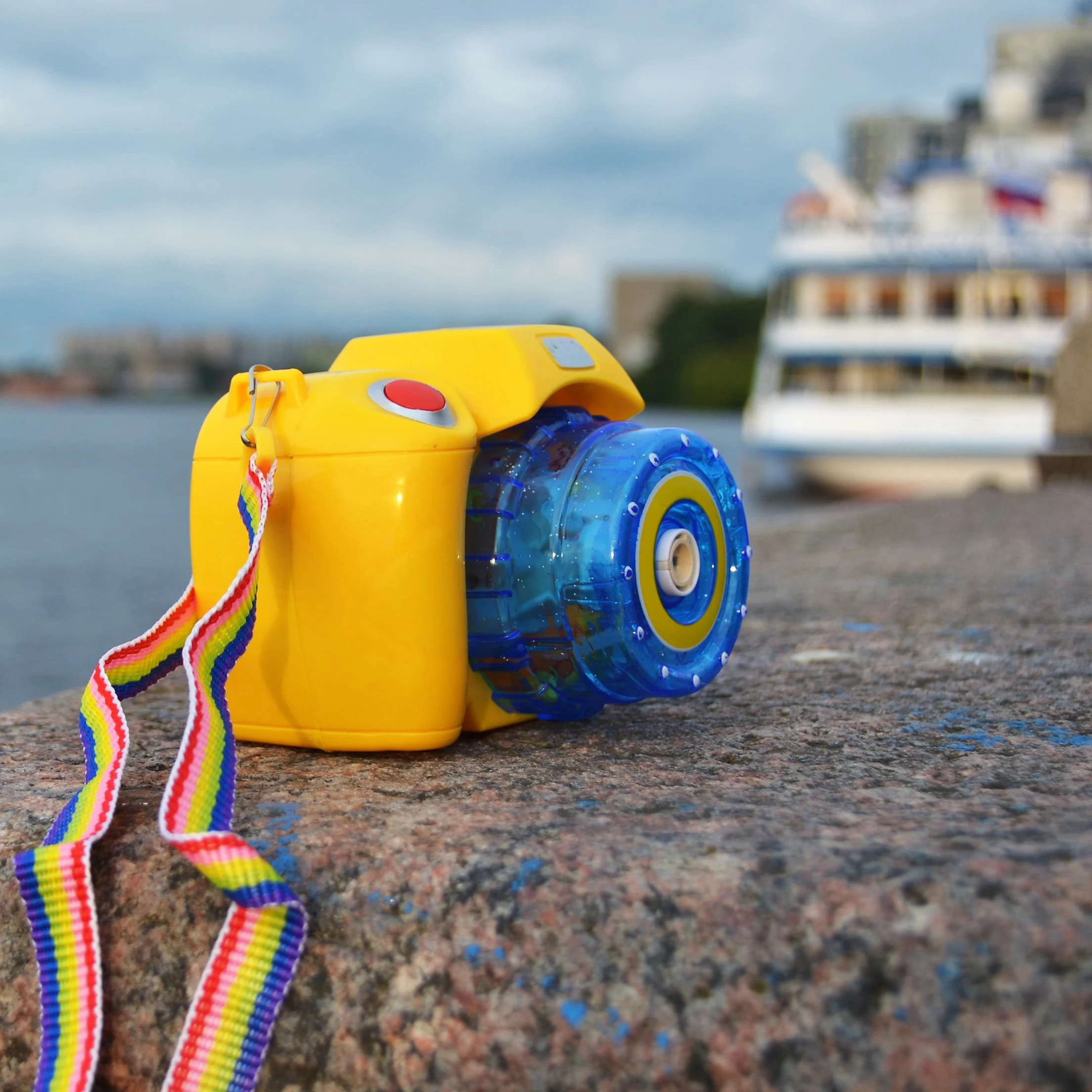 Camera Automatic Electric Bubble Machine Light Music Bubble Blower Toys For Children Funny Outdoor Kids Toys
Camera Automatic Electric Bubble Machine Light Music Bubble Blower Toys For Children Funny Outdoor Kids Toys