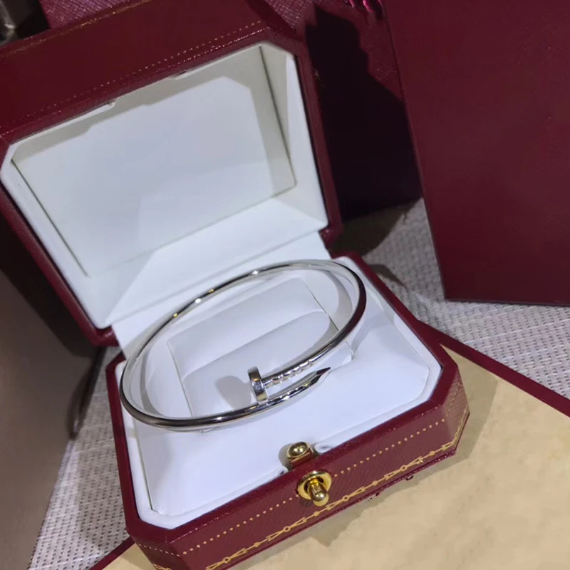 The New Classic Brand Pure 925 Sterling Silver For Women Thinner Nail Bangle Thin Nail Bangle Wedding Party Mini Version Jewelry
The New Classic Brand Pure 925 Sterling Silver For Women Thinner Nail Bangle Thin Nail Bangle Wedding Party Mini Version Jewelry