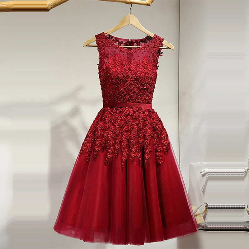 Prom Dress Embroidery Beading Illusion Short Wedding Formal Dresses Appliques Flowers Knee Length Women Party Gown LX073-1 
Prom Dress Embroidery Beading Illusion Short Wedding Formal Dresses Appliques Flowers Knee Length Women Party Gown LX073-1