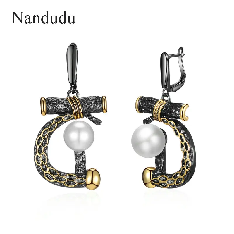 Nandudu NEW Fashion Design Drop Earrings for Women Girl Pearl Dangles Earring Brincos Accessories Jewelry Gift CE619 
Nandudu NEW Fashion Design Drop Earrings for Women Girl Pearl Dangles Earring Brincos Accessories Jewelry Gift CE619