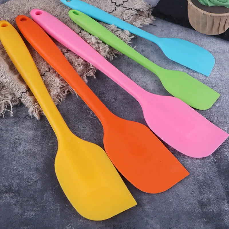 Cake tools Silicone Cream Butter Cake Spatula Mixing Batter Scraper Brush Butter Mixer Cake Brushes Baking Tool Kitchenware
Cake tools Silicone Cream Butter Cake Spatula Mixing Batter Scraper Brush Butter Mixer Cake Brushes Baking Tool Kitchenware