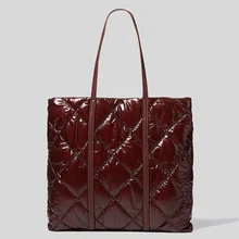 2022 New Winter Diamond Lattice Large Capacity Shoulder Bag for Women Thread Soft Padded Designer Big Shopping Tote Bags Handbag
2022 New Winter Diamond Lattice Large Capacity Shoulder Bag for Women Thread Soft Padded Designer Big Shopping Tote Bags Handbag