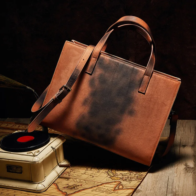 Hand-rub Color Retro Versatile Shoulder Environmentally Friendly Full-grain Leather Simple Fashion Zipper Handbag
Hand-rub Color Retro Versatile Shoulder Environmentally Friendly Full-grain Leather Simple Fashion Zipper Handbag