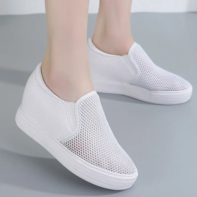 2020 New mesh canvas shoes breathable hollow casual women's increased sneakers women fashion light Walking Jogging Z12-17 | Спорт и