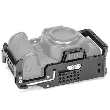 For BMPCC 4K Camera Cage 1/4 inch 3/8 inch Screw NATO Rail Thread for Blackmagic Pocket Cinema Camera BMPCC 4K Video Camera Cage 
For BMPCC 4K Camera Cage 1/4 inch 3/8 inch Screw NATO Rail Thread for Blackmagic Pocket Cinema Camera BMPCC 4K Video Camera Cage