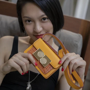 Luxury Brand Mini Handbag Designer Crossbody Bags for Women 2020 New Quality Crocodile Pattern Pu leather Shoulder Messenger Bag
Luxury Brand Mini Handbag Designer Crossbody Bags for Women 2020 New Quality Crocodile Pattern Pu leather Shoulder Messenger Bag