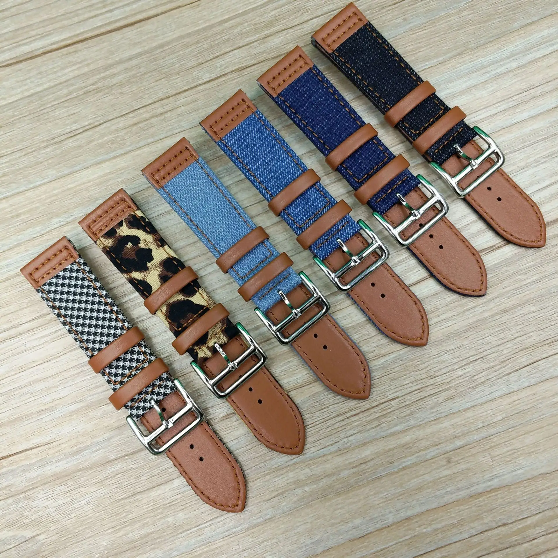 Genuine Leather 22 mm Watch Strap Replacement Watch Band Denim with leather strap Multi-pattern leopard strap Universal model
Genuine Leather 22 mm Watch Strap Replacement Watch Band Denim with leather strap Multi-pattern leopard strap Universal model