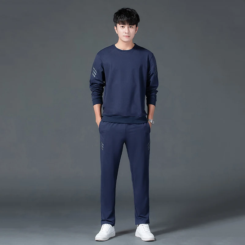 New Comfortable and Soft Man Suit Spring Autumn Long Sleeve Leisure Running Sportswear Sweater Pants Loose Two Piece Set Men Boy
New Comfortable and Soft Man Suit Spring Autumn Long Sleeve Leisure Running Sportswear Sweater Pants Loose Two Piece Set Men Boy