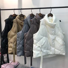 2022new New Winter Autumn Stand Collar Down Vest Women Loose Sleeveless Waistcoat 90% White Duck Down Gilet Female Short Tops
2022new New Winter Autumn Stand Collar Down Vest Women Loose Sleeveless Waistcoat 90% White Duck Down Gilet Female Short Tops