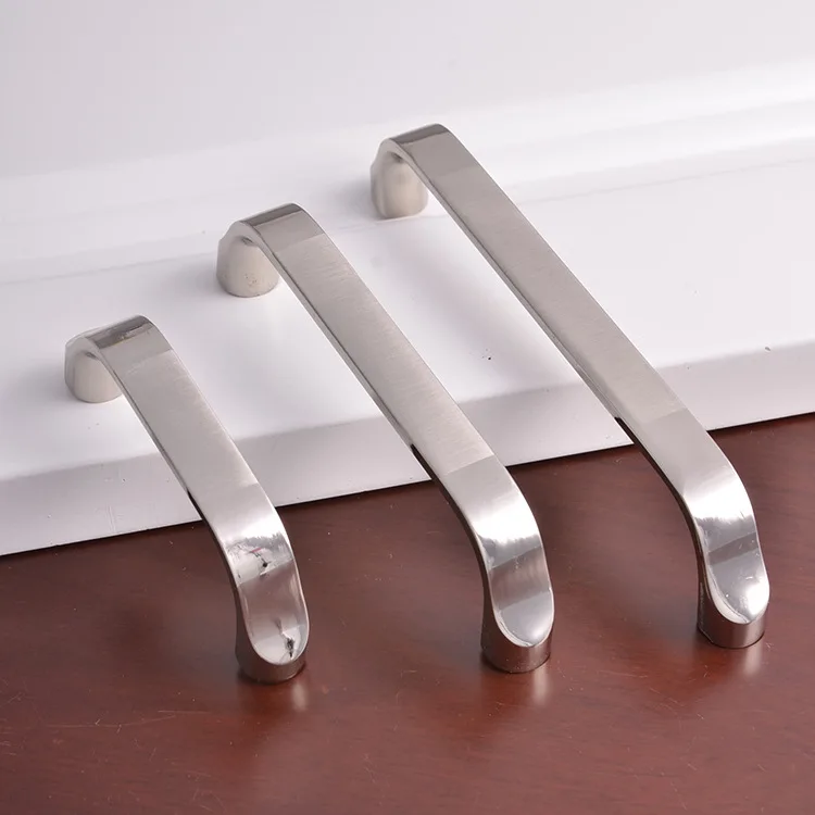 Creative Paperback Large Light Hook Modern Minimalist Cabinet Large Drawer Handle Simple European Large Cabinet Door Handle
Creative Paperback Large Light Hook Modern Minimalist Cabinet Large Drawer Handle Simple European Large Cabinet Door Handle