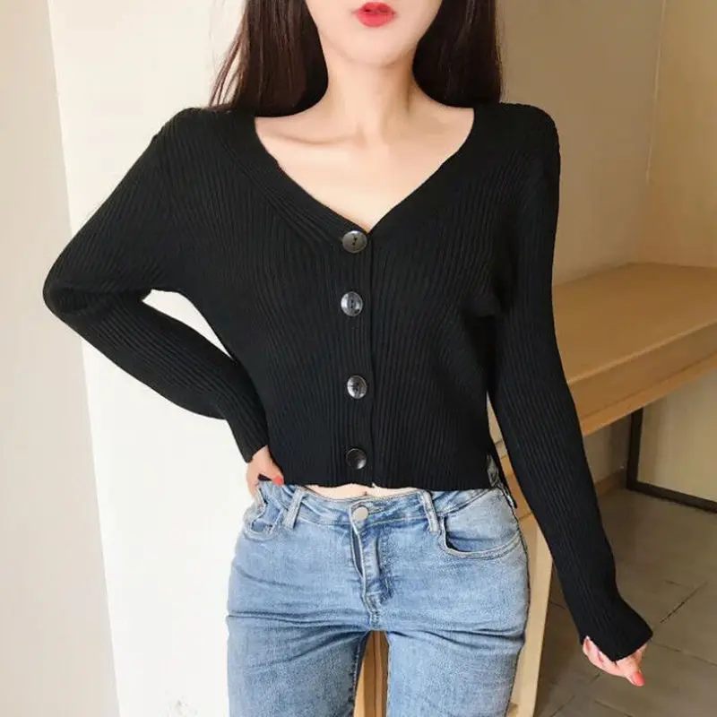 Women Solid Casual Sweater Oversize V Neck Knitted Cardigans 2020 Autumn Warm Single Row Button Female Coat
Women Solid Casual Sweater Oversize V Neck Knitted Cardigans 2020 Autumn Warm Single Row Button Female Coat
