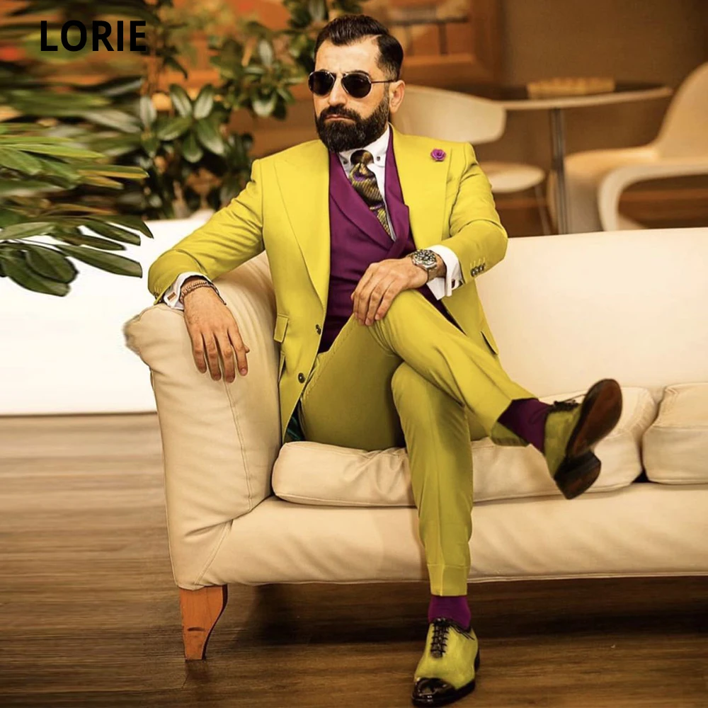 LORIE Yellow Men Suits with Purple Vest Costume Homme Slim Fit Tuxedo Wedding Groom Terno Masculino Blazer 3 Pieces Plus Size
LORIE Yellow Men Suits with Purple Vest Costume Homme Slim Fit Tuxedo Wedding Groom Terno Masculino Blazer 3 Pieces Plus Size