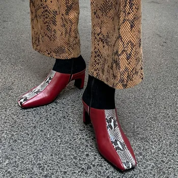 2020 Women Short Boots Fall Winter New Genuine Leather Stitching Elastic Boots Square Head Mid Heel Thin Mid-leg Boots
2020 Women Short Boots Fall Winter New Genuine Leather Stitching Elastic Boots Square Head Mid Heel Thin Mid-leg Boots