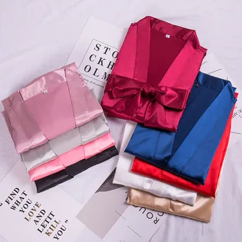 Plus Size Artificial Silk Robe Women Clothing 2020 Spring Summer New Pajamas Ladies Knee-Length Lace Up Pajamas Bathrobe Red
Plus Size Artificial Silk Robe Women Clothing 2020 Spring Summer New Pajamas Ladies Knee-Length Lace Up Pajamas Bathrobe Red