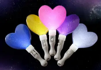 100PCS Cute heart shape LED heart stick flashing light stick glow in the dark Wedding Concert Event Party supplies decoration
100PCS Cute heart shape LED heart stick flashing light stick glow in the dark Wedding Concert Event Party supplies decoration