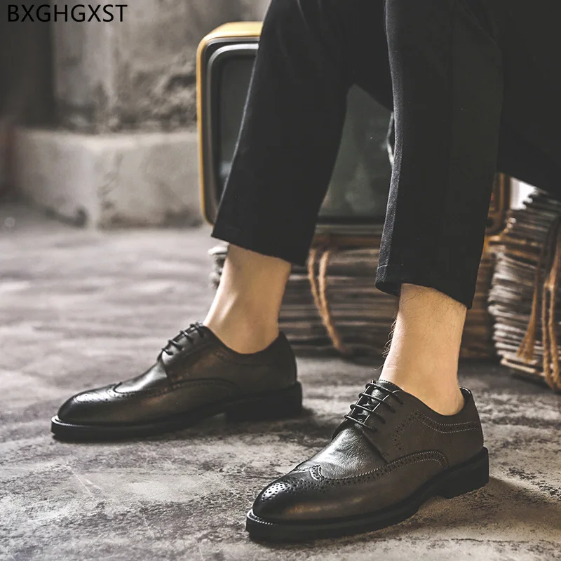 Oxford Leather Shoes Men Classic Brogue Men Formal Shoes 2023 Brown Party Shoes for Men Zapatos De Hombre Chaussure Homme Sapato
Oxford Leather Shoes Men Classic Brogue Men Formal Shoes 2023 Brown Party Shoes for Men Zapatos De Hombre Chaussure Homme Sapato