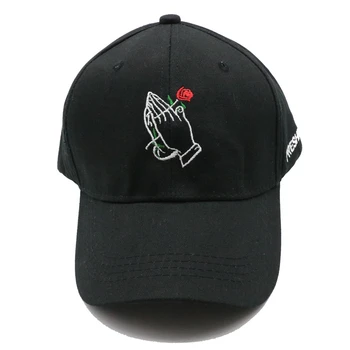 Holding the Rose in Both Hands Embroidery Simple Style Baseball Caps Men Women Snapback Hat Travel Sunscreen Caps Dad Hats BQ076
Holding the Rose in Both Hands Embroidery Simple Style Baseball Caps Men Women Snapback Hat Travel Sunscreen Caps Dad Hats BQ076