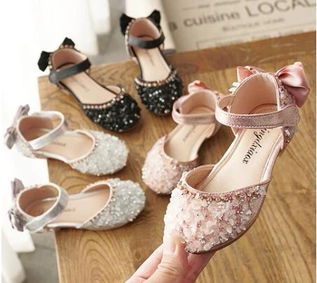 2020 summer new rhinestone soft bottom girls half sandals princess kids shoes spring girls shoes
2020 summer new rhinestone soft bottom girls half sandals princess kids shoes spring girls shoes