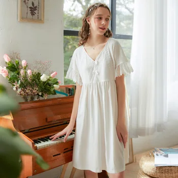 Shortsleeved Cotton Nightdress Female Summer Palace sweet retro lace solid color short princess style pajamas loose home service
Shortsleeved Cotton Nightdress Female Summer Palace sweet retro lace solid color short princess style pajamas loose home service