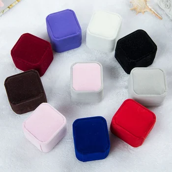 1PC Velvet Ring Box Jewelry Boxes Elegant Engagement Wedding Gift Box Earrings Box Jewelry Display Storage Holder Packing Case
1PC Velvet Ring Box Jewelry Boxes Elegant Engagement Wedding Gift Box Earrings Box Jewelry Display Storage Holder Packing Case