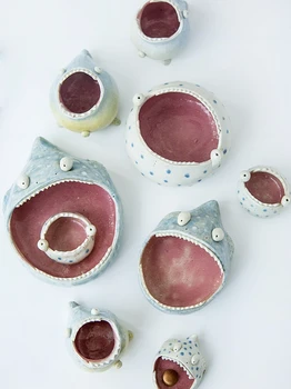 Christmas gift Be Made By Hand Mini Ashtray for Designer Ashtrays Gift for Boyfriend Restaurant Trays Ceramic Round Portable
Christmas gift Be Made By Hand Mini Ashtray for Designer Ashtrays Gift for Boyfriend Restaurant Trays Ceramic Round Portable