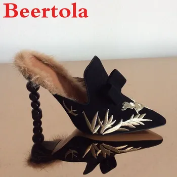 Kid Suede Women's Slippers Pearl Beads Heels Embroider High Quality Ladies Shoes Butterfly-knot Pointed Toe Slipper Pumps Female 
Kid Suede Women's Slippers Pearl Beads Heels Embroider High Quality Ladies Shoes Butterfly-knot Pointed Toe Slipper Pumps Female