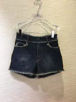 Queen Transformation 2020 Season Heavy Tassels Mix And Match Jeans Shorts 
Queen Transformation 2020 Season Heavy Tassels Mix And Match Jeans Shorts
