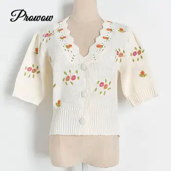 High Quality Designer Clothes 2020 Summer Vintage Embroidery Flower Bubble Sleeve V-neck Short-sleeved Top Women Sexy shirt
High Quality Designer Clothes 2020 Summer Vintage Embroidery Flower Bubble Sleeve V-neck Short-sleeved Top Women Sexy shirt