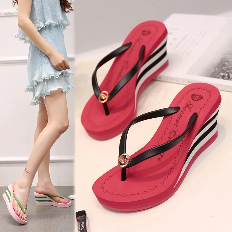 Summer New Style Ladies' Flip Flops Korean-style High-Heel Platform Anti-slip Wear-Resistant Beach Sandals Shoes
Summer New Style Ladies' Flip Flops Korean-style High-Heel Platform Anti-slip Wear-Resistant Beach Sandals Shoes
