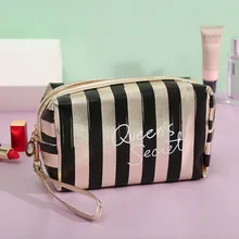 Printed Makeup Bag Waterproof Zipper Switch Women‘s Toiletry Cosmetic Pouch Letter
Printed Makeup Bag Waterproof Zipper Switch Women‘s Toiletry Cosmetic Pouch Letter