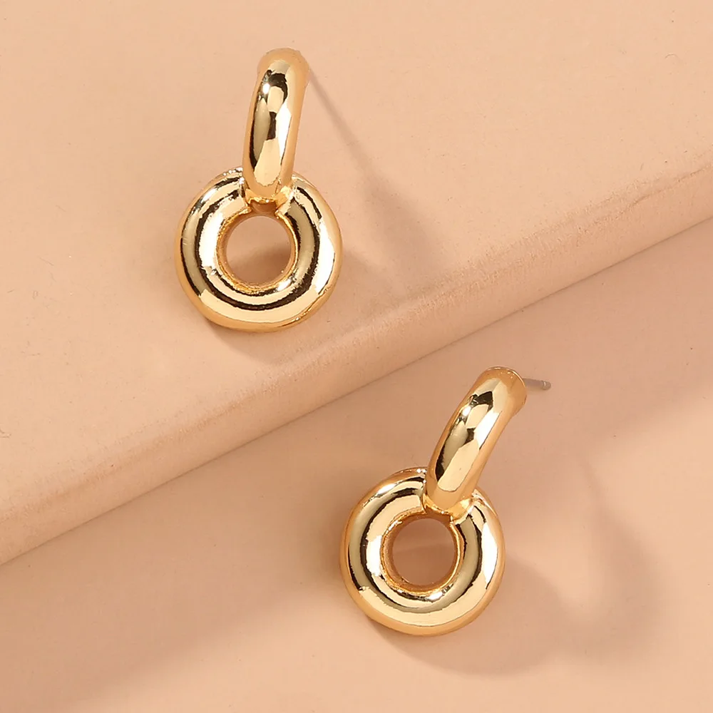 European and American Cross-Border Normcore Style Ear Stud Punk Simple Small Metal Circle Earrings New Fashion Ornament
European and American Cross-Border Normcore Style Ear Stud Punk Simple Small Metal Circle Earrings New Fashion Ornament