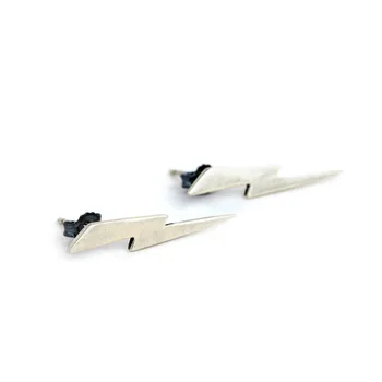 FUN-BEAUTY S925 Creative Personality Lightning Ear Jewelry New Strange Sterling Silver Retro Old Stud Earrings
FUN-BEAUTY S925 Creative Personality Lightning Ear Jewelry New Strange Sterling Silver Retro Old Stud Earrings