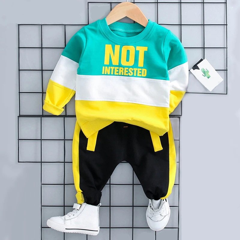 PatPat 2020 Spring and Autumn Stylish Color Blocking Long-sleeve Pullover and Pants Set for Baby Boy
PatPat 2020 Spring and Autumn Stylish Color Blocking Long-sleeve Pullover and Pants Set for Baby Boy
