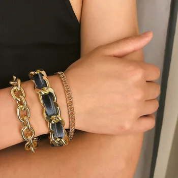 geometric punk exaggerated hand act the role of personality flannelette shells round pendant bracelet with female
geometric punk exaggerated hand act the role of personality flannelette shells round pendant bracelet with female