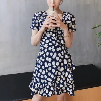 Daisy Floral Womens Ruffles Mini Dress 2020 New Summer One Piece Wrap Short Sleeve Lady Short Dresses Holiday Beach Sundress 
Daisy Floral Womens Ruffles Mini Dress 2020 New Summer One Piece Wrap Short Sleeve Lady Short Dresses Holiday Beach Sundress