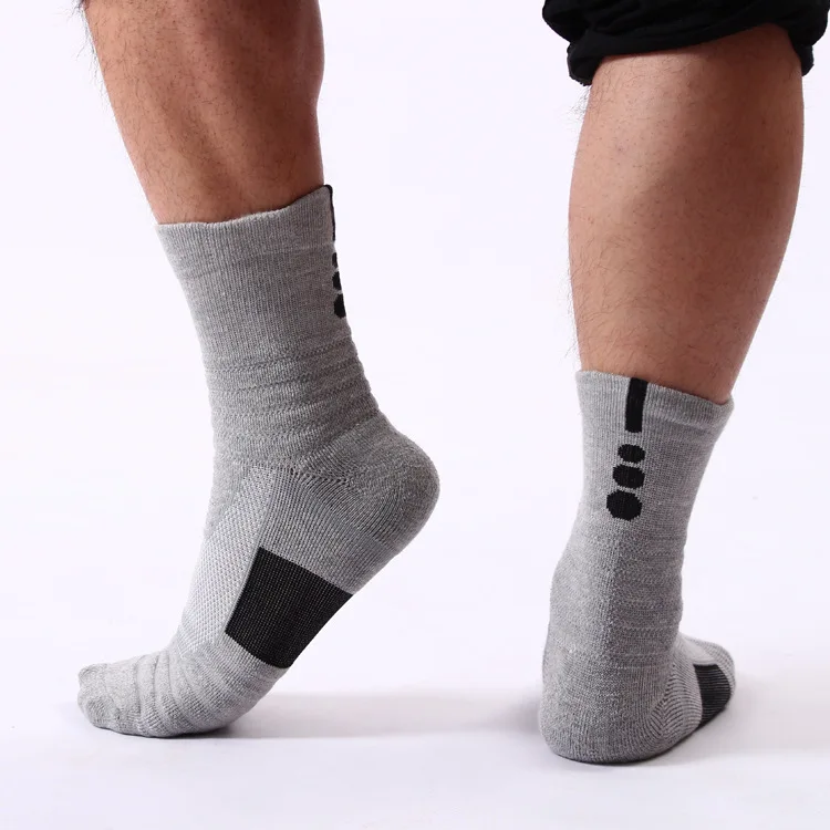 

Running Socks Men Short Socks thick Sweat Sweat-Absorbent Outdoor Sports Walking Stockings Basketball Soks White Black Male Sox