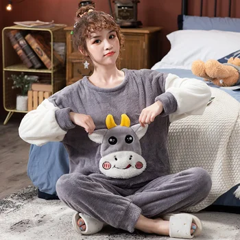 Young Women Pajamas Set Warm Flannel Women Long Pant Autumn Winter Pyjama Loose Home Set Coral Fleece Christmas Sleepwear Top
Young Women Pajamas Set Warm Flannel Women Long Pant Autumn Winter Pyjama Loose Home Set Coral Fleece Christmas Sleepwear Top