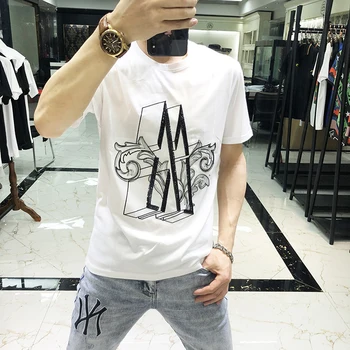 Men's short sleeve T-shirt fashion Europe and America m Baroque gold bead embroidery trend mercerized cotton summer top 2020 
Men's short sleeve T-shirt fashion Europe and America m Baroque gold bead embroidery trend mercerized cotton summer top 2020
