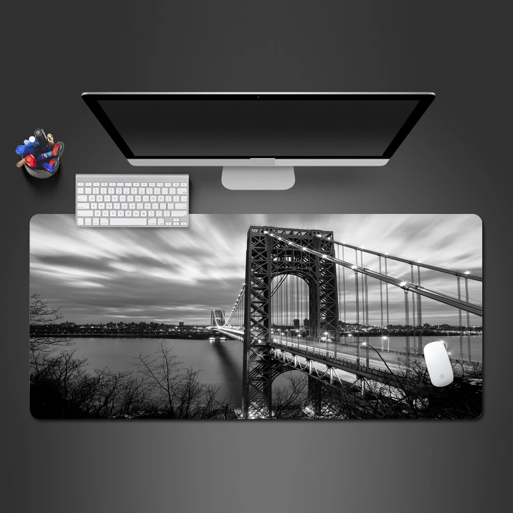 Black And White Retro Cityscape Mouse Pad Unique Design Natural Rubber High Quality Best-Selling Desk Mat Computer Game Mousepad |